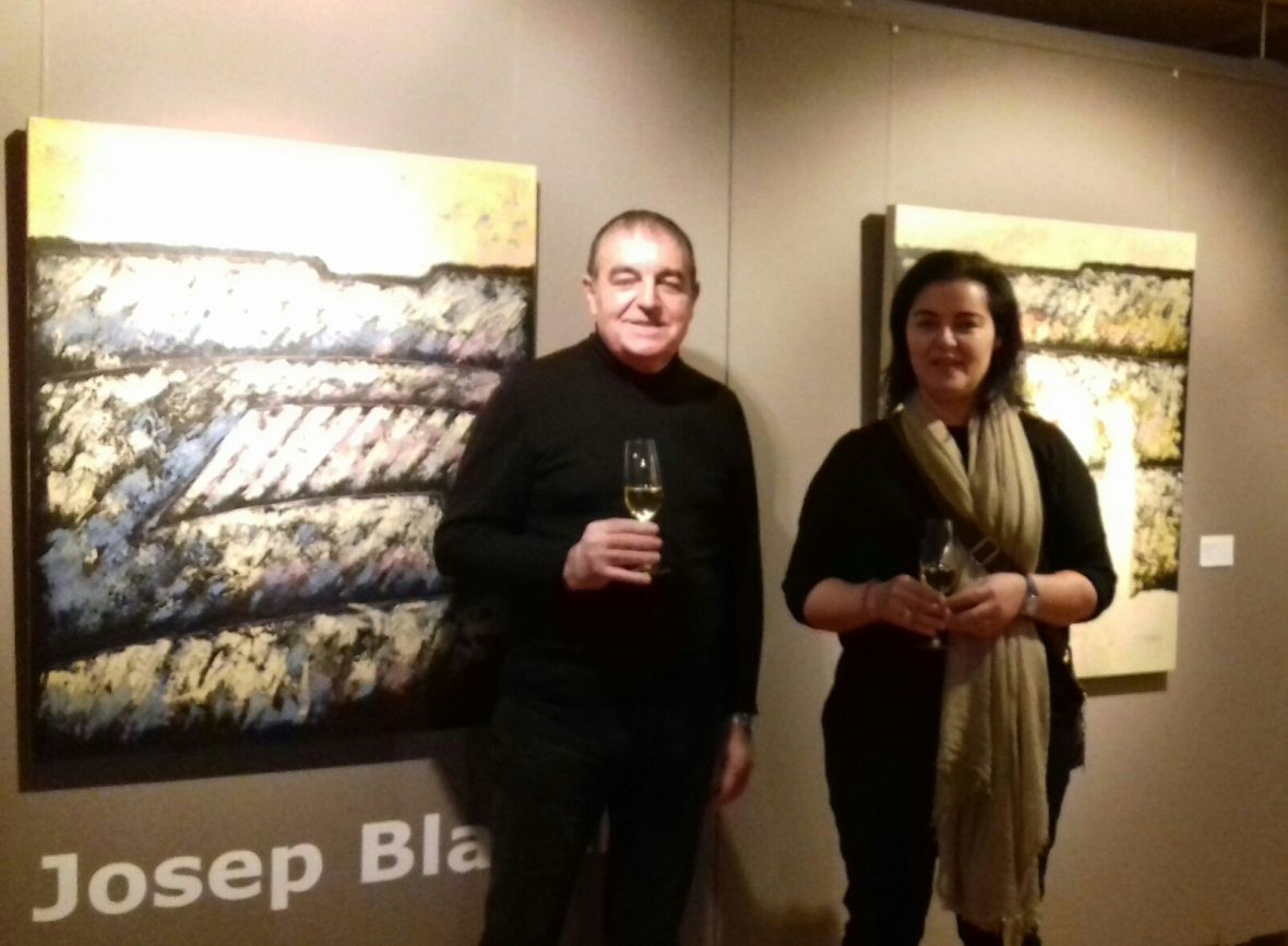 Blanché con la escultora Anna torres